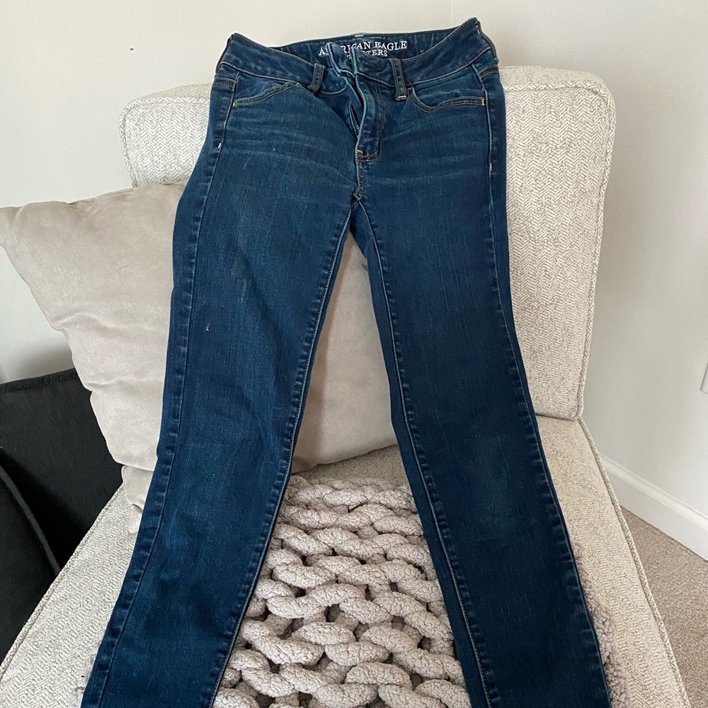 AMERICAN EAGLE skinny dark wash jeggings